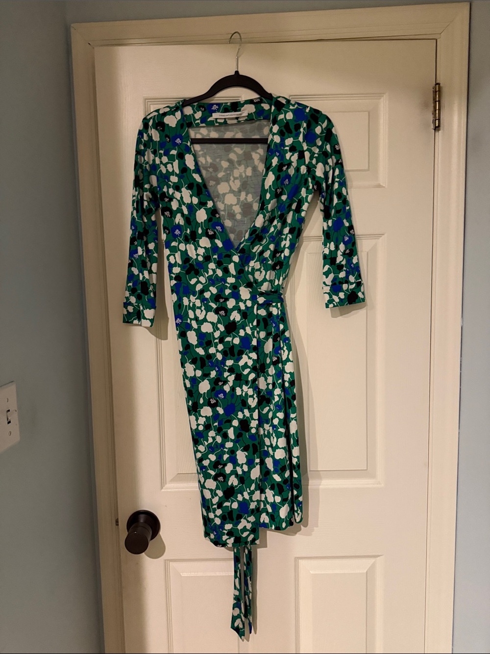 Diane Von Furstenberg Green Floral wrap dress sophisticated quite luxury sassy